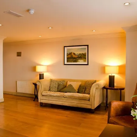 Hotel The Newbury Mullingar