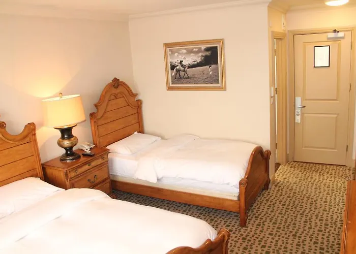 ホテル The Newbury マリンガー