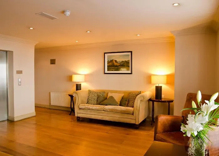 ホテル The Newbury マリンガー