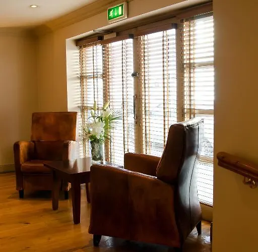 ホテル The Newbury マリンガー