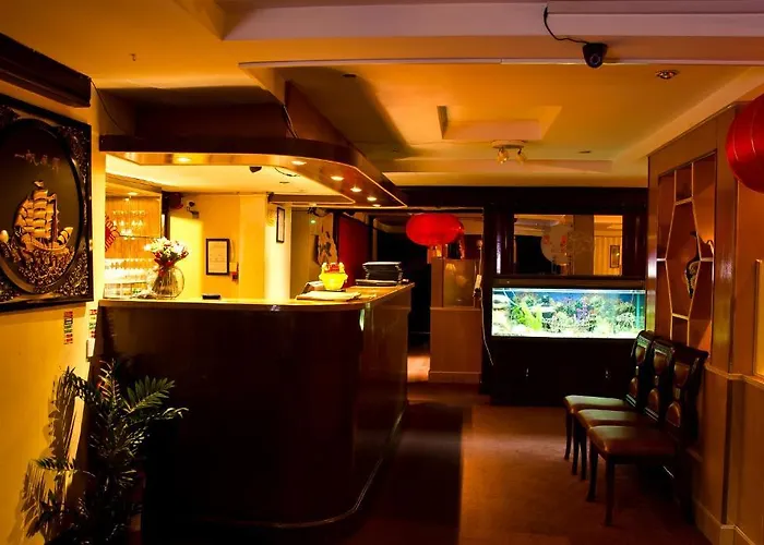 The Newbury マリンガー