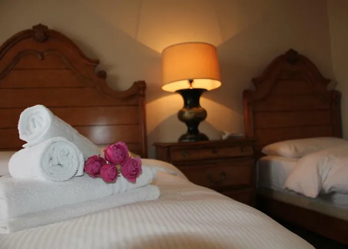 The Newbury ホテル